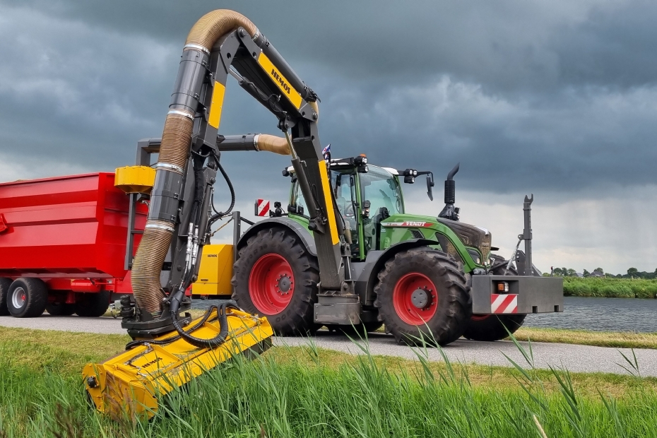 The ORCA system is also suitable as a mowing-suction combination The ORCA system is also suitable as a mowing-suction combination