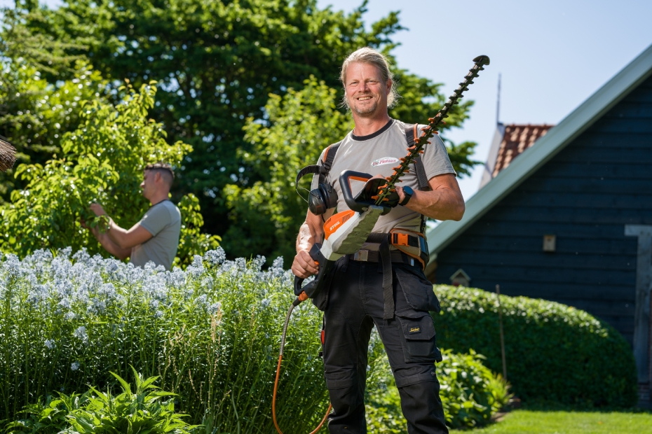career changer jorn follows a VHG industry training course and now works at hoveniersbedrijf de plataan