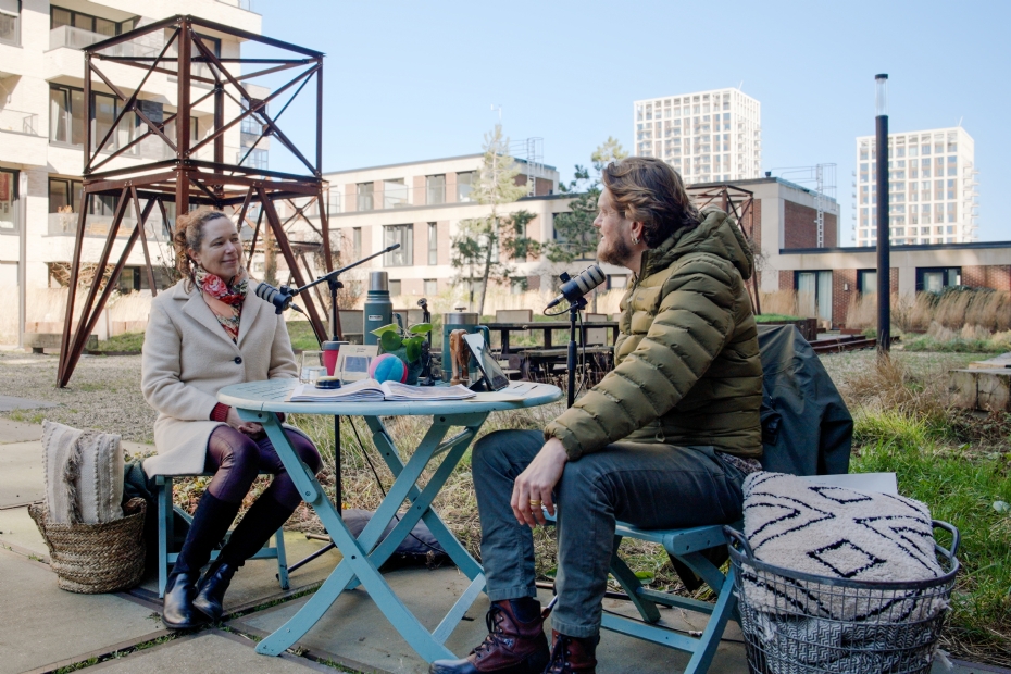 A still from the Donker Groep podcast 'Natuurlijk!', episode 2 on circularity
